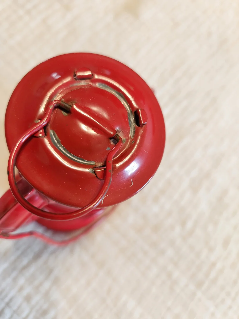 N/A classic red